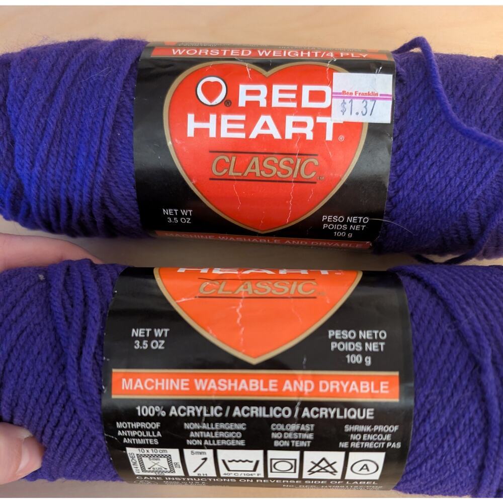🦃Red Heart 588 Amethyst Yarn Lot - Picture 2 of 4